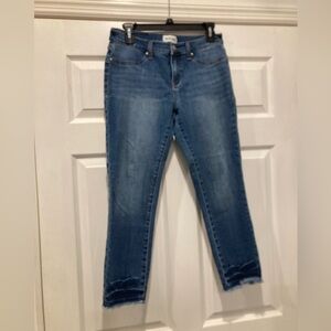 Meritage “Marina” Mid Rise Cropped Jean
(Stitch- Fix Brand) size 29